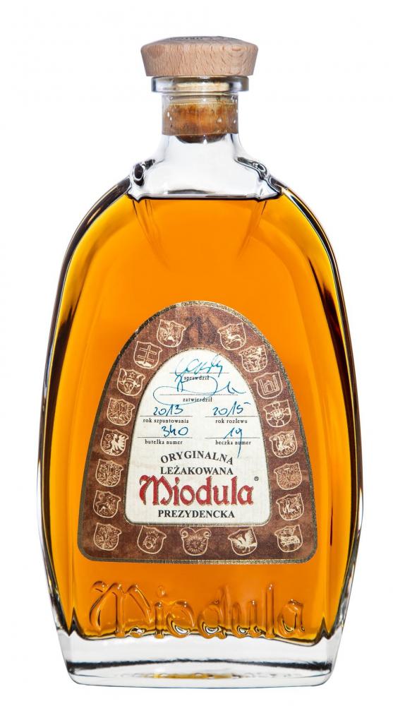 Wódka Miodula Prezydencka Tempranillo Cask 2015 0 5l kieliszek