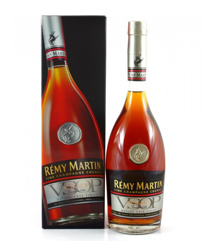 KONIAK REMY MARTIN VSOP 0,7L 40% (1)