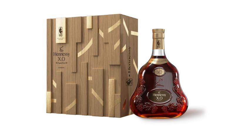 Koniak Hennessy XO NBA Collector\'s Edition 2024 0,7l 40%