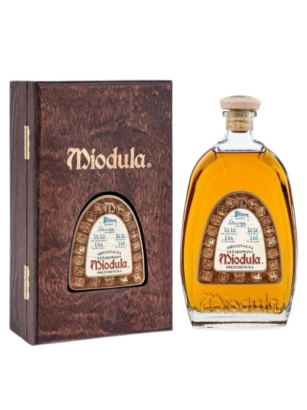 Miodula Prezydencka 0,5L  w drewnianej skrzynce online (1)