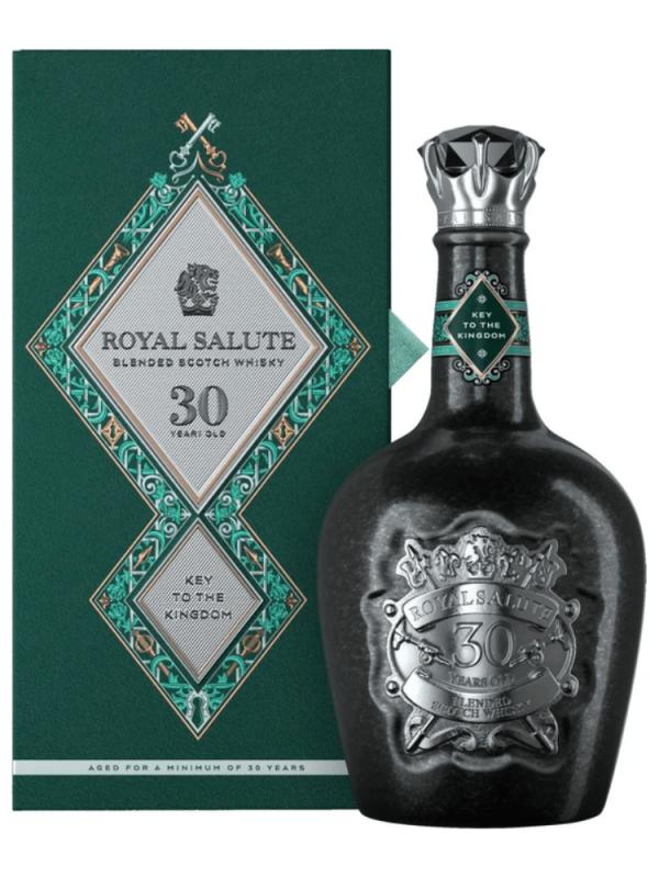 Whisky Chivas Royal Salute 30YO Key To The Kingdom 0,5L 40% (1)