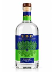 Obrazek dla: Rzemieślnicza cachaça, stworzona ze zbiorów z 2014 roku z czarnej i białej odmiany trzciny cukrowej. Limitowana edycja 207 butelek