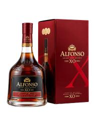 Obrazek dla: Szlachetna hiszpańska brandy leżakowana w dębowych beczkach. Suszone owoce, maślane toffi, wanilia, karmel i czekolada.